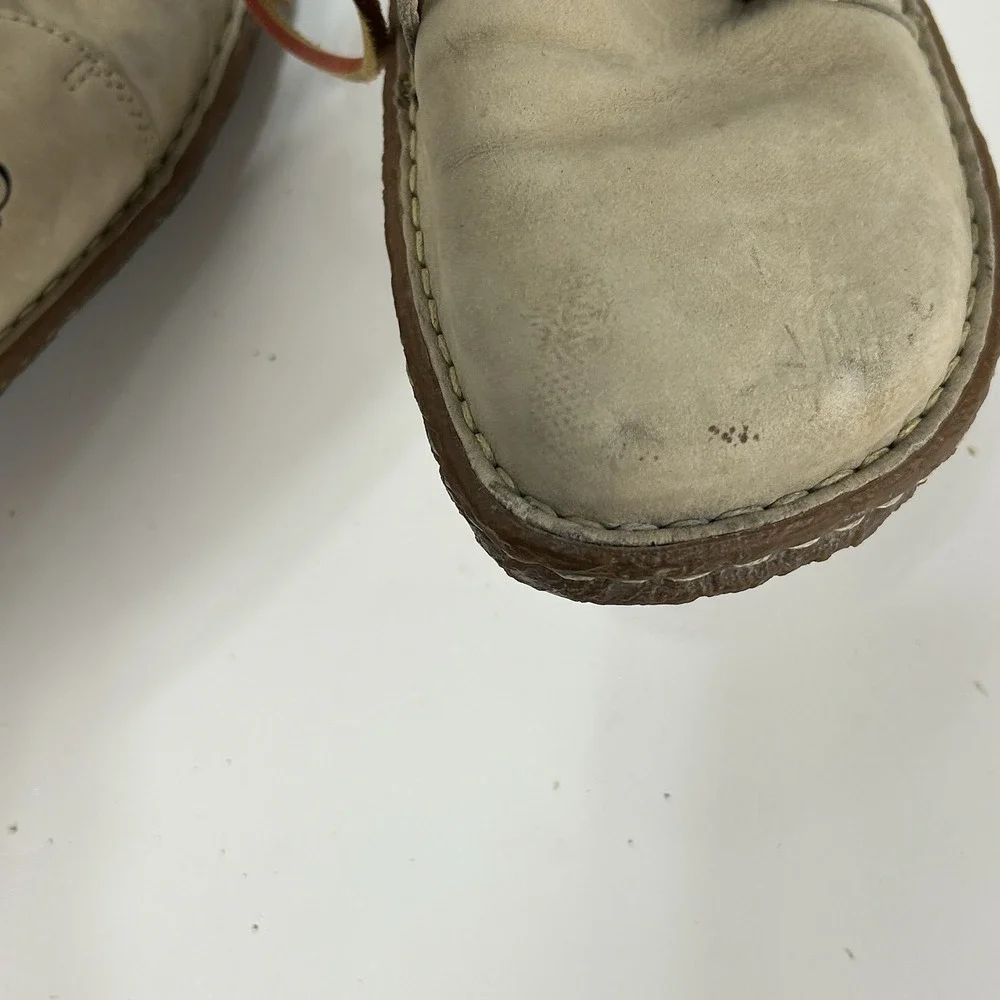 Born Men's Leather Chukka Boots Beige Tan Lace Up Casual Shoes Size 9 D5